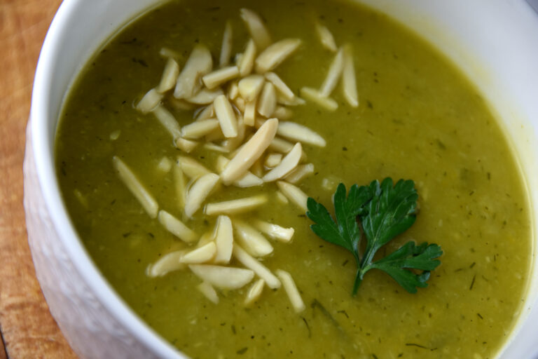 Read more about the article Doskonała zupa krem z cukinii